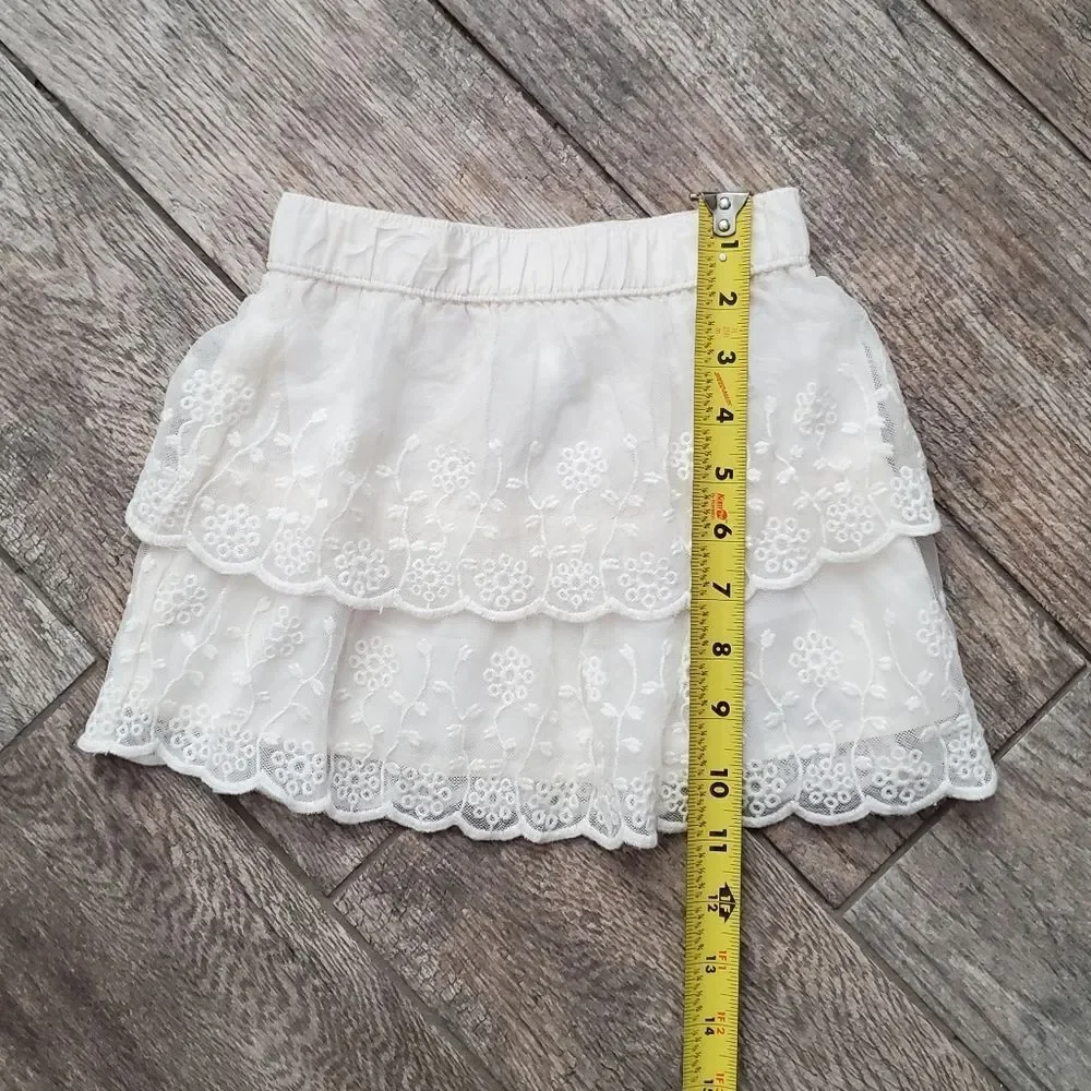 Carter's cream tiered lace skirt Size 4T